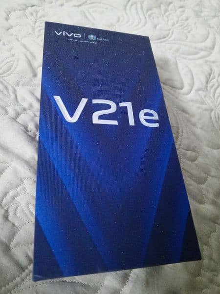 Vivo V21e in 9/10 condition 6