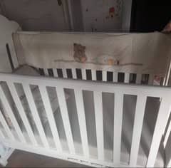 baby cot like new