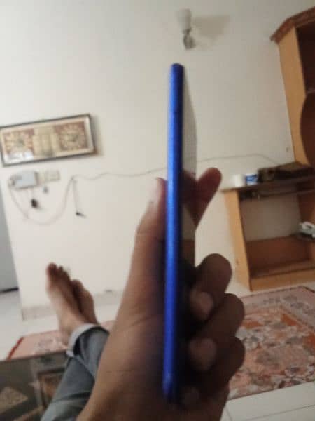 Redmi 9c 3/64 glass break 3