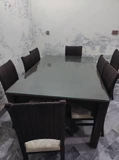 8 Seater Dinning Table (Almost New)