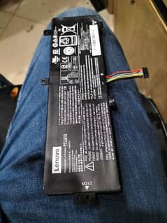 Original And Repairing of Laptop Batteries 0