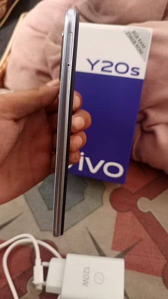 VIVO Y20 S 3