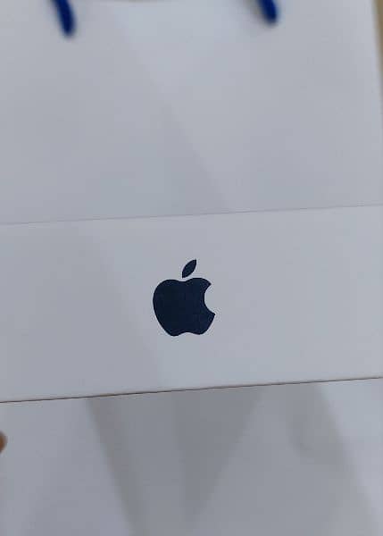 new iphone 15 pro max 256 GB blue titatnium Non PTA 4