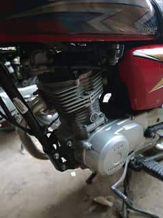 honda 125 all ok 20 model all punjab number h 10 by 9 h 125k sy kam nh