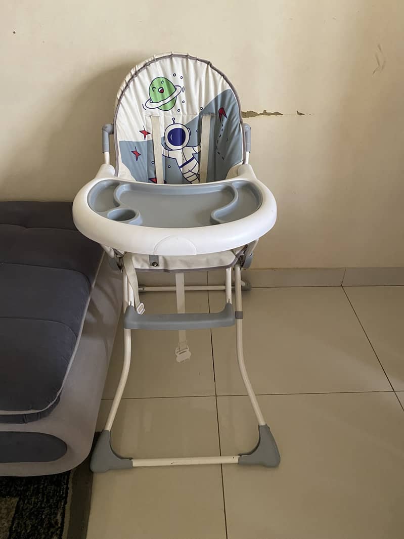 Baby highchair 0