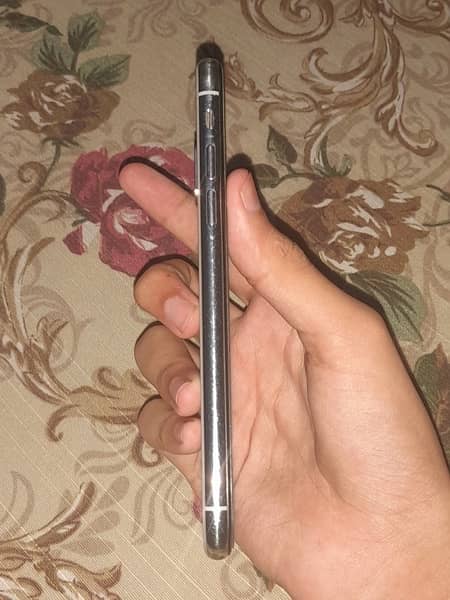 Iphone X 64GB Non Pta 7