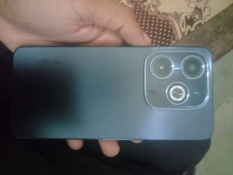 Infinix Hot 40 I 4