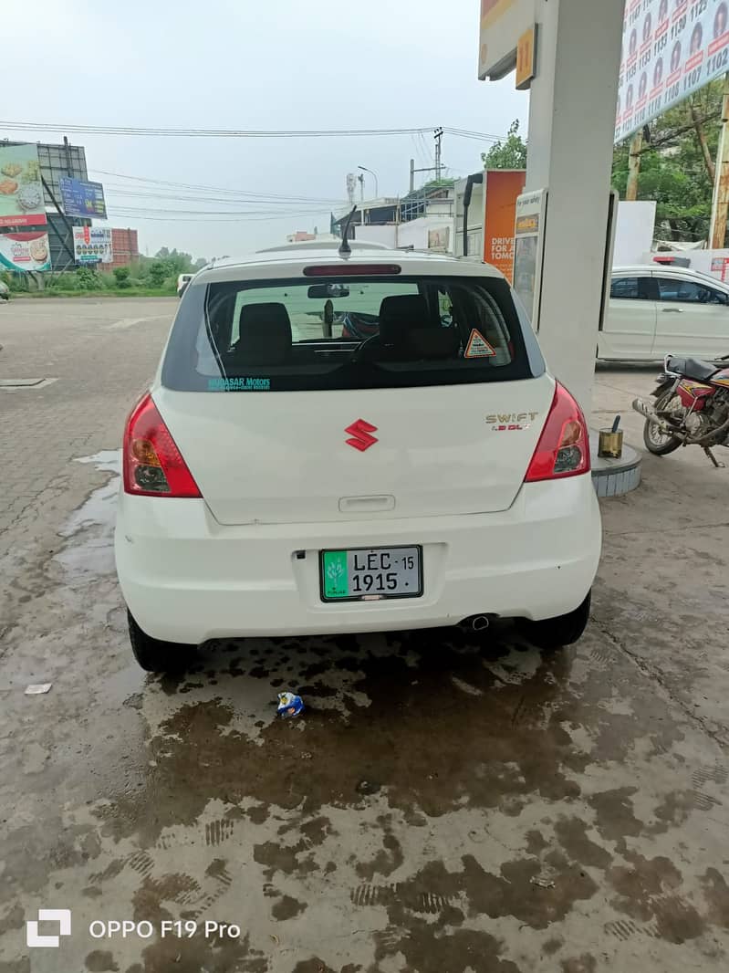 Suzuki Swift 2015 DLX 1