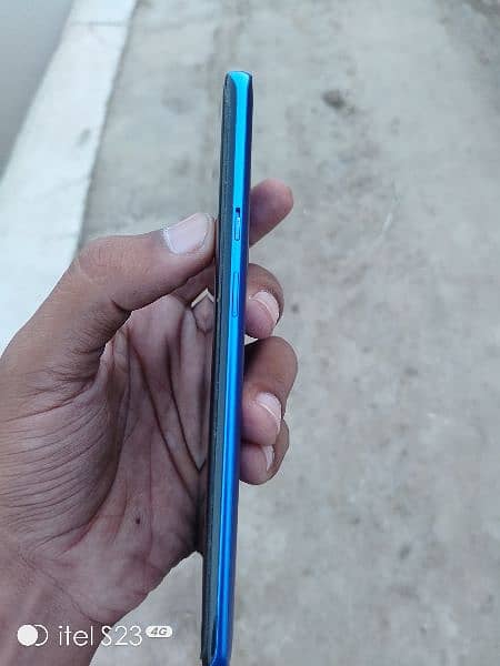 OnePlus 8 Pro Nevy Colour 3