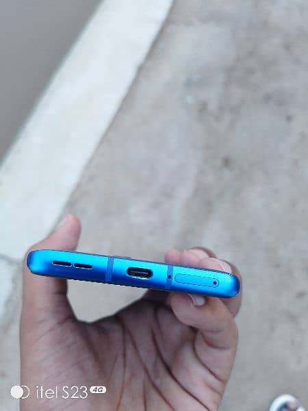 OnePlus 8 Pro Nevy Colour 4