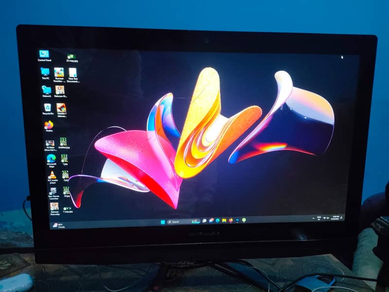 Lenovo All-in-One System for Sale – Excellent Condition (Touchscreen I 3