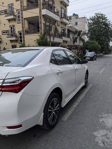 Toyota Corolla Altis 2020 4