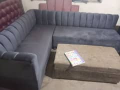 Sofa corner available 0