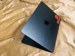 Macbook Air M2 (8/256)