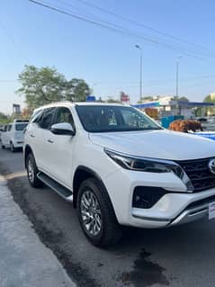 Toyota Fortuner V 2021 EXCELLENT 6280 driven only