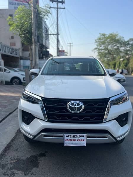 Toyota Fortuner V 2021 EXCELLENT 6280 driven only 2