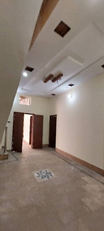 Spacious 5 Marla House Available For sale In Khadim Ali Road 1