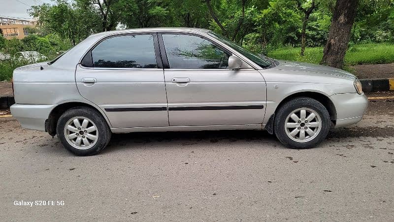 Suzuki Baleno 2004 3