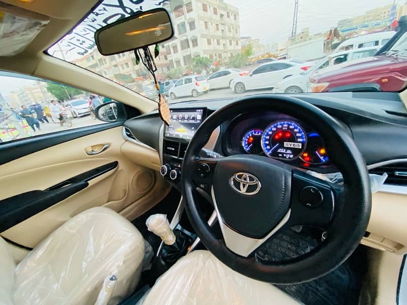 Toyota Yaris 2020 4