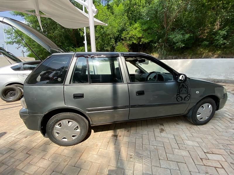 Suzuki Cultus VXL 2013 3