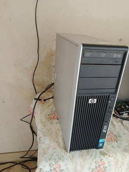 HP Z400/X5650/8GB Ram/2GB nVidia GT 620/128GB SSD 1