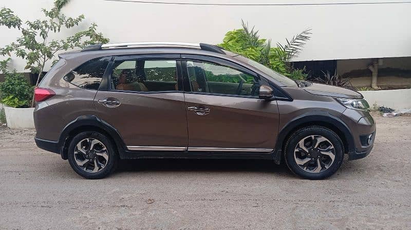 Honda BR-V 2017 10