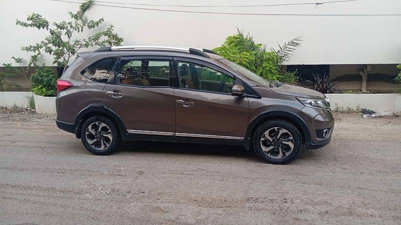 Honda BR-V 2017 11