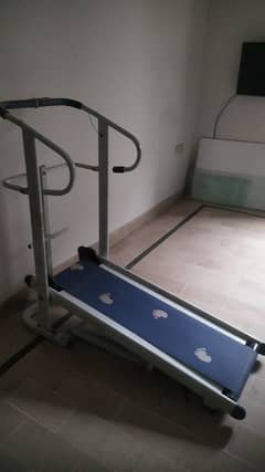 jogging machine , trademil