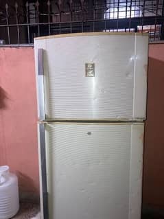 DAWLANCE FULL SIZE REFRIGERATOR