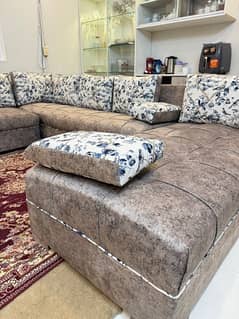 11 seater u shape sofa