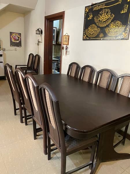 Dining Table with 8 Chairs 0