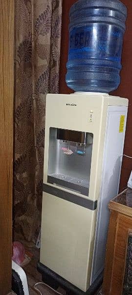 ecostar dispenser 10/10 condition 2