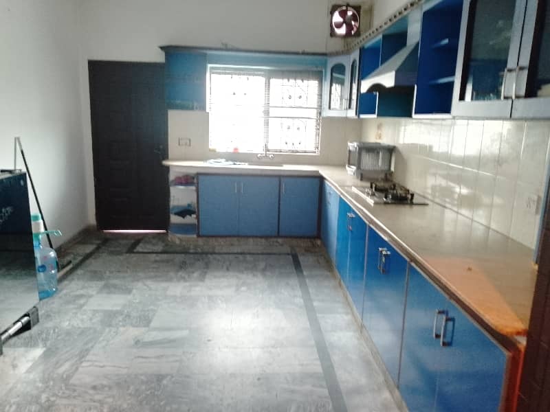 1kanal beautiful lower portion for rent in PCSIR 3