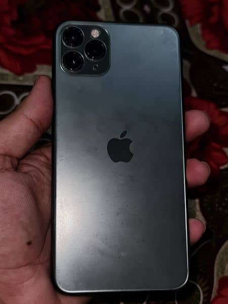 iPhone  11 pro max 4