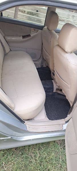 Toyota Corolla Altis 2005 6