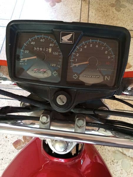 Honda CG125 self start 3