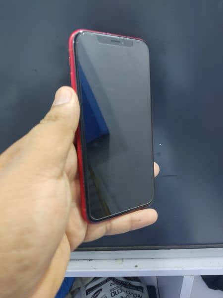 iphone XR 64gb jv 80 health geniun 1