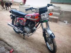 koi kam nai honay wala contact no: 03020042140 bike bilkul genuine ha