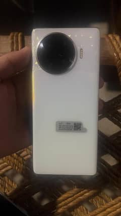 Techno spark 20 pro plus