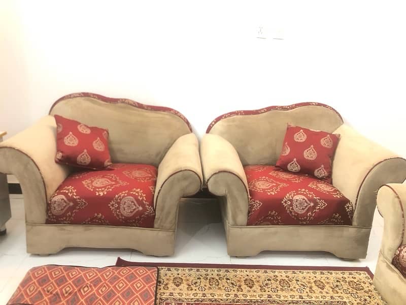 Sofa Set / 5 Seater 2