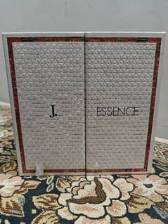 J. Essence Gift Set for her