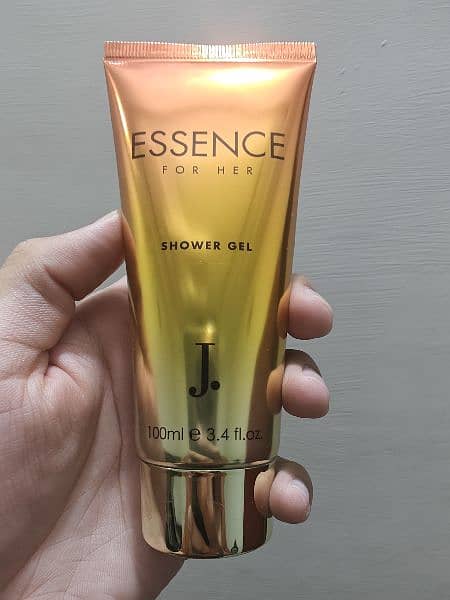 J. Essence Gift Set for her 6