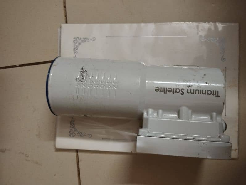 C-band lnb Titanium Satellite 4