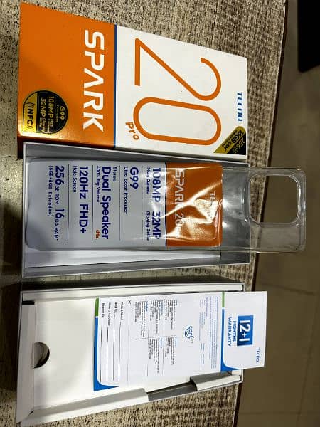 Tecno spark 20 pro 9 months warranty condition 10/10 Box charger 8