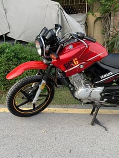 ybr 125G