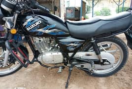 Suzuki GS 150SE Bike