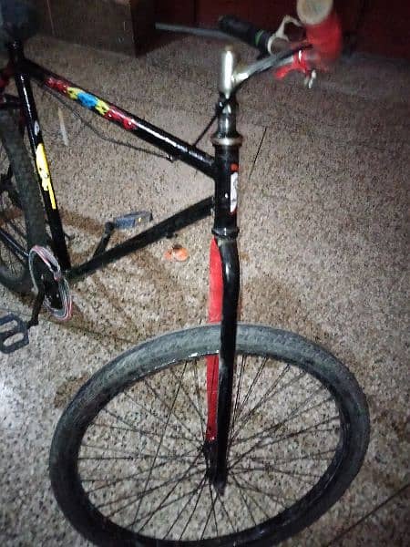 phonix good condition wheeler cycle brand new 6