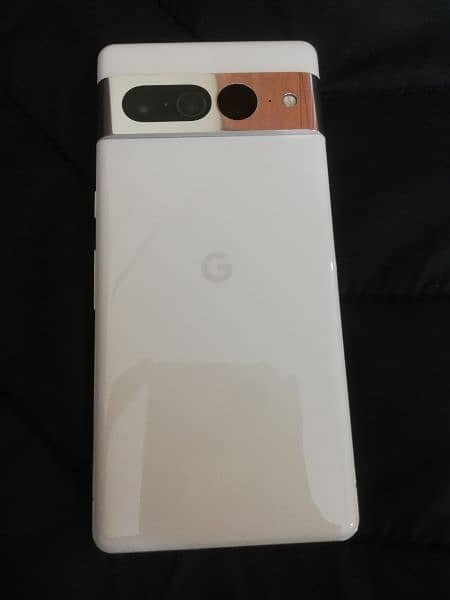 GOOGLE PIXEL 7 PRO ( WHITE) 12/128 6