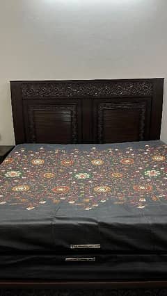 Full wooden bed set