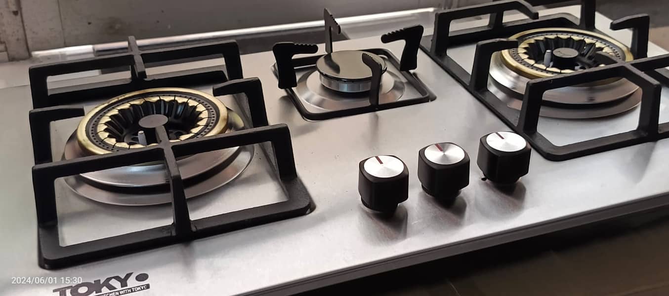 Tokyo 3 Burner silver Stainless Steel Hob 2